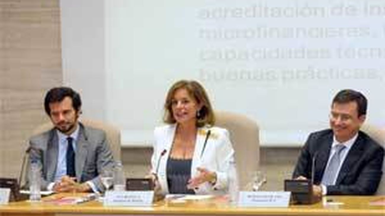 Botella defiende el fomento de la cultura del emprendimiento  "desde la cuna"