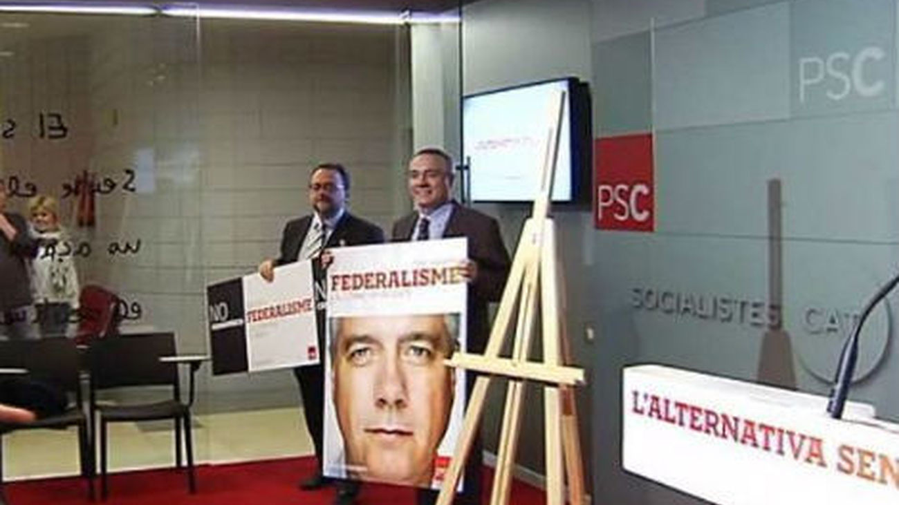 El PSC resume en su lema de campaña  su principal apuesta: 'Pere Navarro. Federalismo'