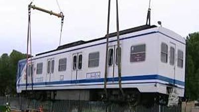 Metro obtiene casi 5 millones de euros con la venta de trenes en desuso a Buenos Aires