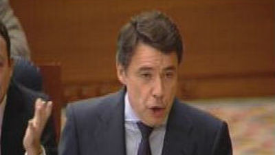 González a Gómez: "Usted sí que es un peligro para el estado de bienestar"