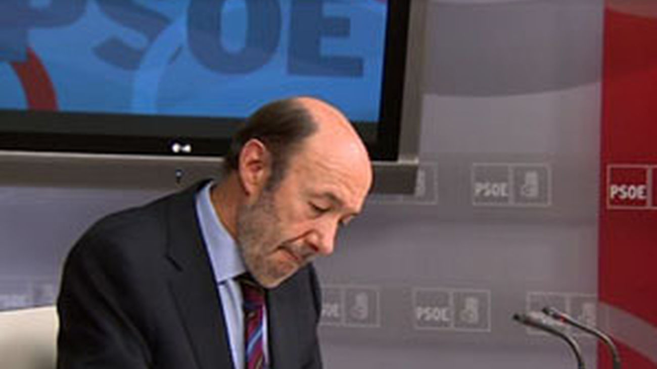 Rubalcaba y Rosa Díez coinciden en la necesidad de lograr grandes acuerdos para salir de la crisis