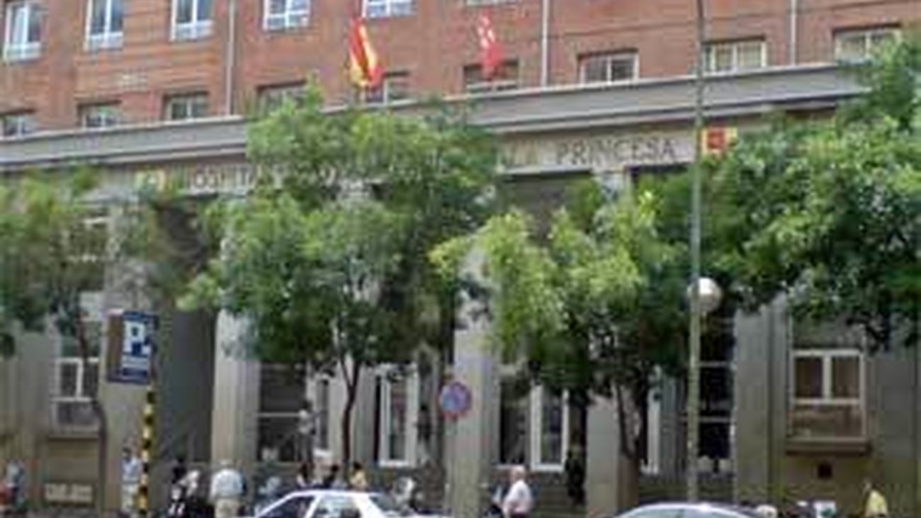 La transformación del Hospital de La Princesa enfrenta a Botella y González