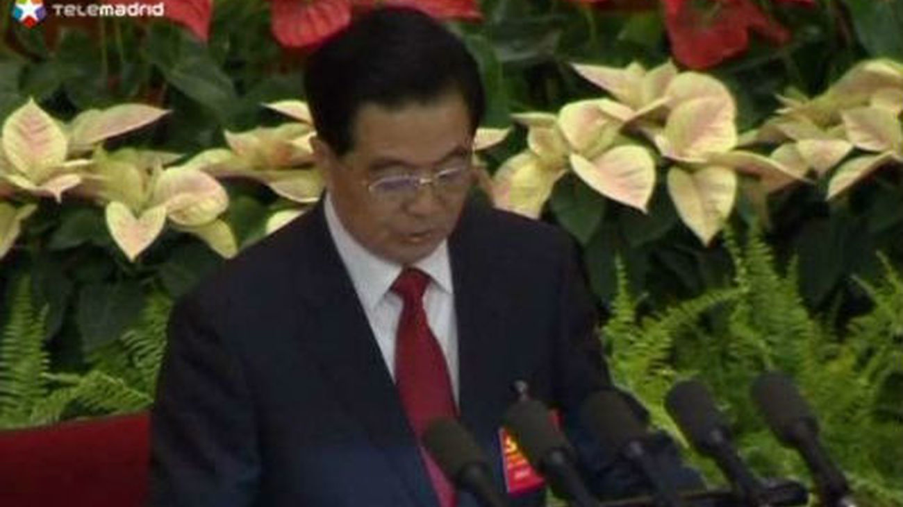 El presidente Hu y el primer ministro Wen salen del nuevo Comité Central del Partido Comunista Chino