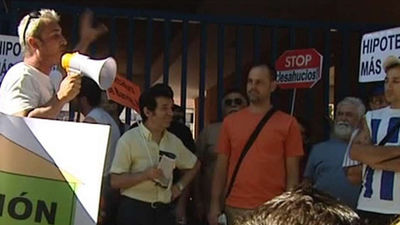 El PSOE presenta ante el Constitucional el recurso contra la Ley Antidesahucios