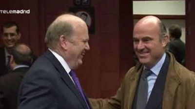 La eurozona no logra un acuerdo sobre el rescate y alarga la agonía de Grecia