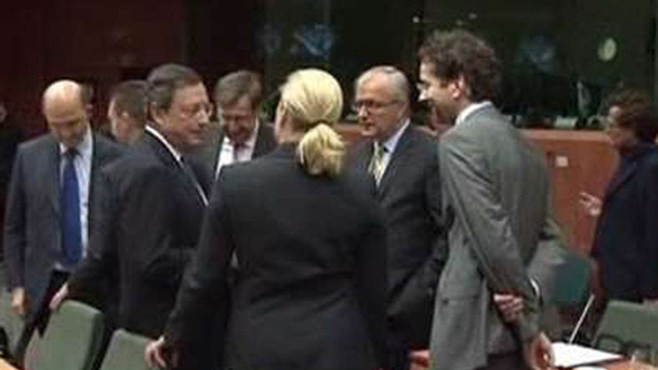 El Eurogrupo pida a España ajustes adicionales para cumplir el objetivo de déficit en 2015