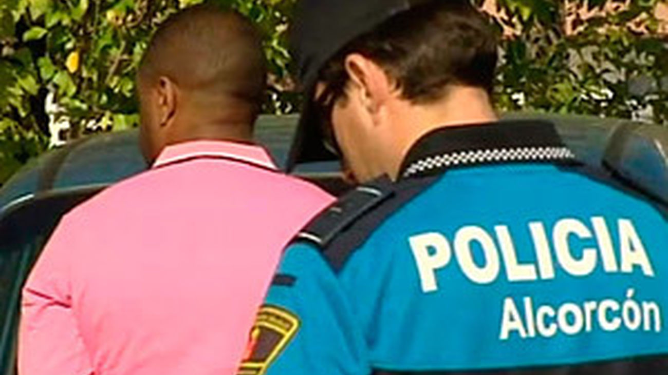 Detenidos en directo traficando con droga