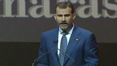 El Príncipe pide favorecer con urgencia la "rápida"  reincorporación de jóvenes al mercado laboral