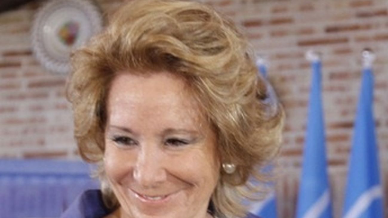 Aguirre pide a Rajoy "una reforma radical de la Administración"