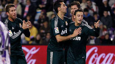 2-3. El Madrid se abraza a la inspiración de Ozil para remontar en Valladolid