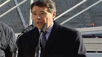 González reclama a los profesionales sanitarios un compromiso mútuo para reducir el déficit