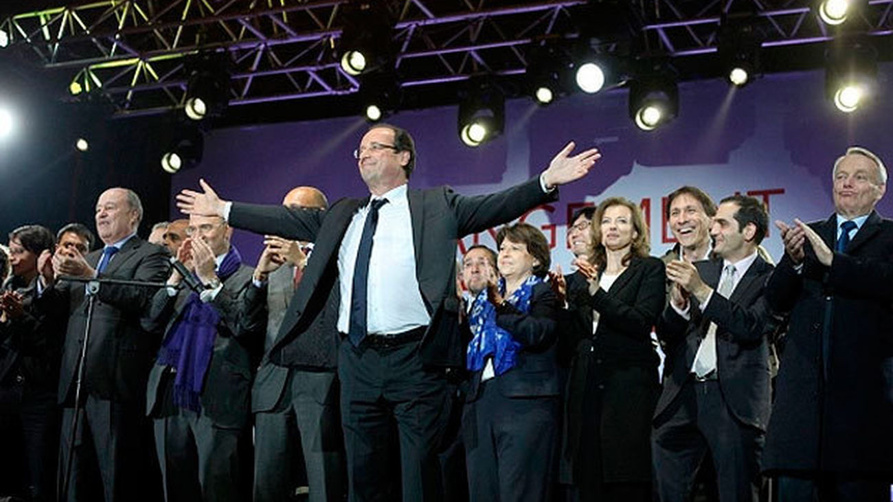 Hollande releva a Sarkozy