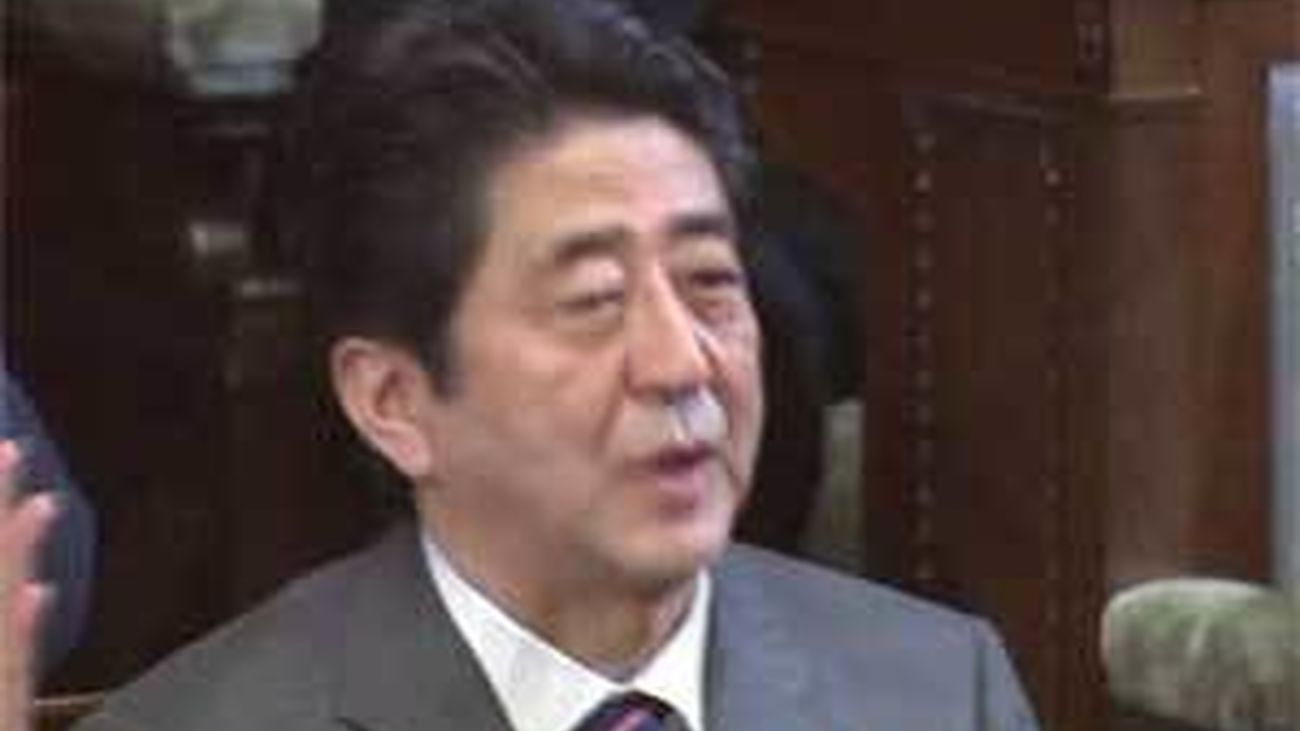 El Parlamento de Japón nombra a Shinzo Abe nuevo primer ministro