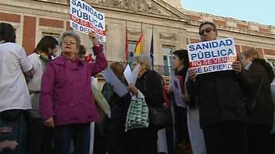 Sanidad cifra el seguimiento de la huelga en un 12,80% y Afem lo eleva a un 67%