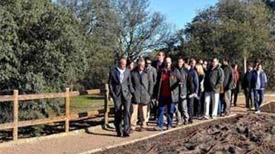 Sevilla la Nueva estrena área recreativa botánica