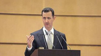Al Assad reprocha a Occidente que quiera "militarizar" el conflicto sirio