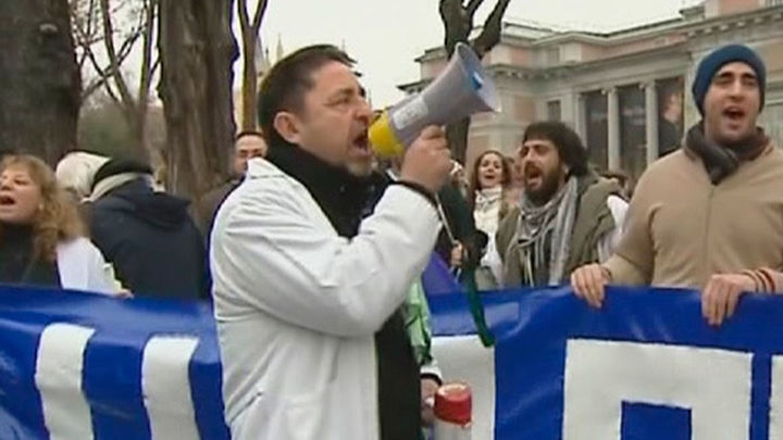 La 'Marea Blanca' congrega a miles de sanitarios en Madrid