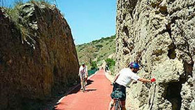Madrid sobre dos ruedas: el Anillo Ciclista y las Vías Verdes