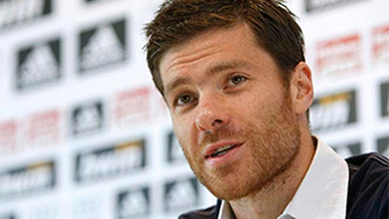 Xabi Alonso en rueda de prensa