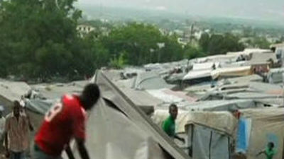 Más de 350.000 haitianos siguen viviendo en campamentos
