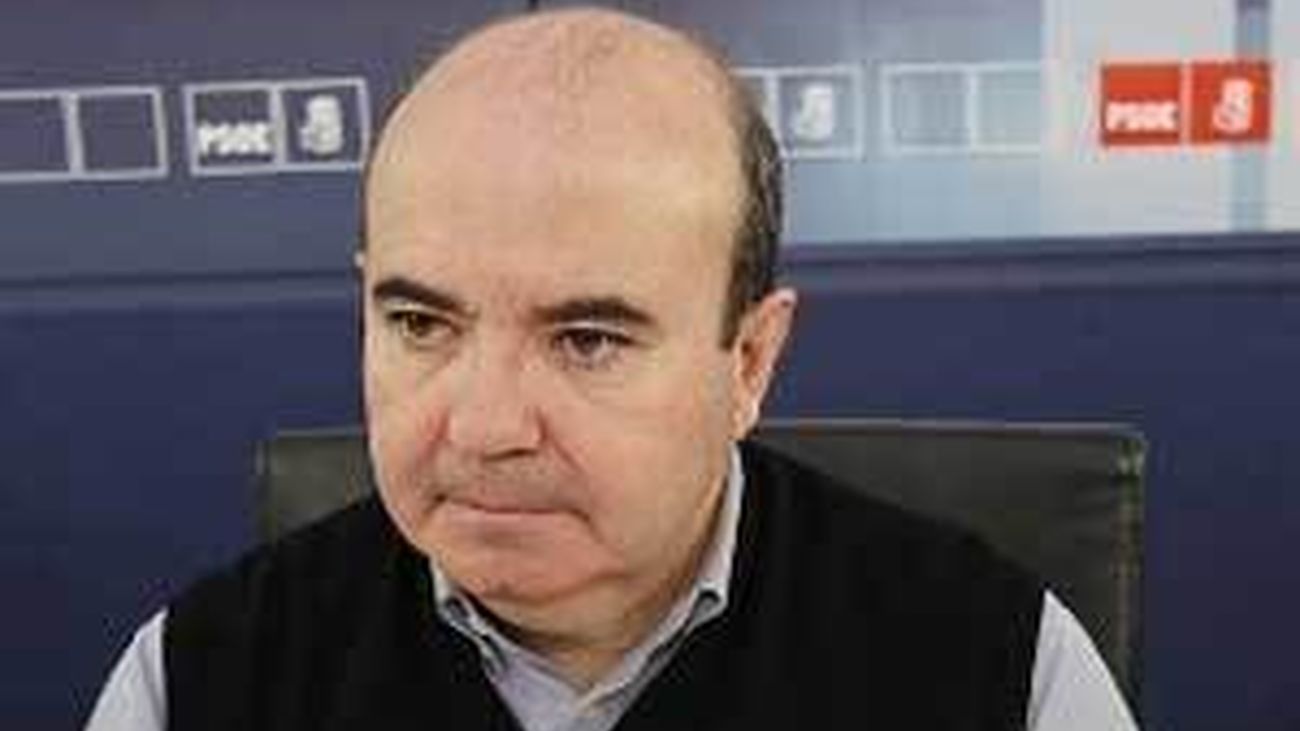 El PSOE rechaza la reforma local del Gobierno porque "privatiza" servicios