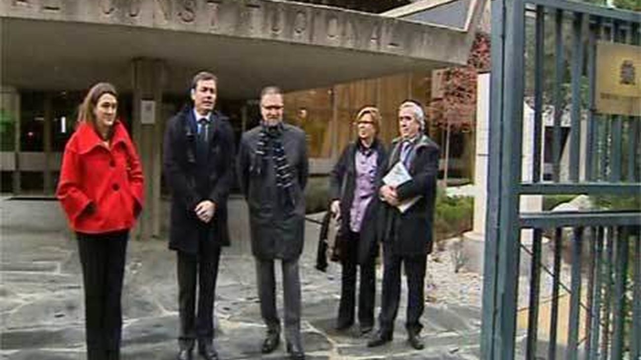 El PSOE presenta ante el Constitucional su recurso contra el euro por receta madrileño