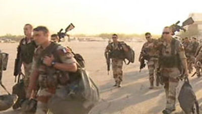 Aviones franceses destruyen en Mali las sedes de dos bastiones islamistas