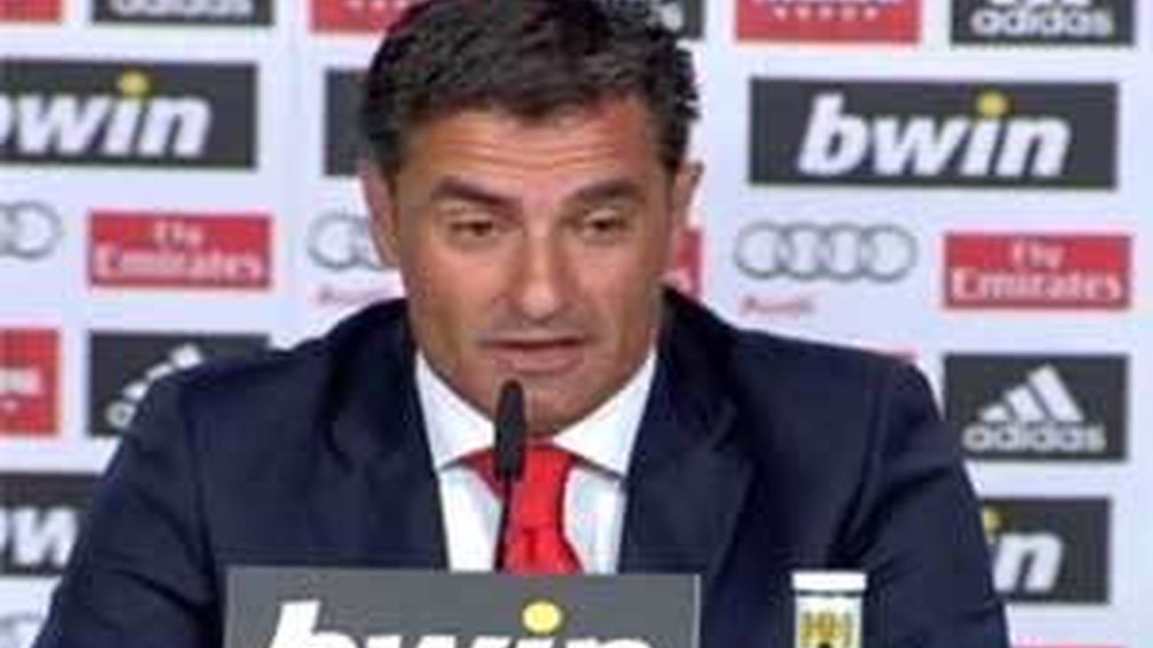 Míchel, destituido como entrenador del Sevilla