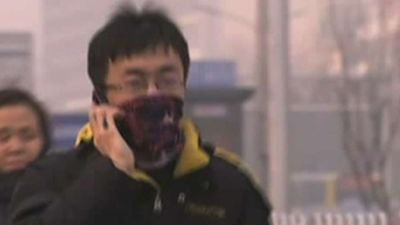 Arde una fábrica en China sin que nadie diferencie el humo de la polución