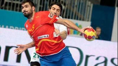 22-28. España vence a Hungría y se jugará primera plaza del grupo con Croacia