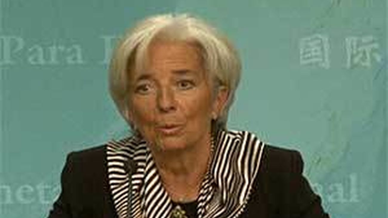 Lagarde: "El colapso económico se ha detenido, ahora debe evitarse recaída"