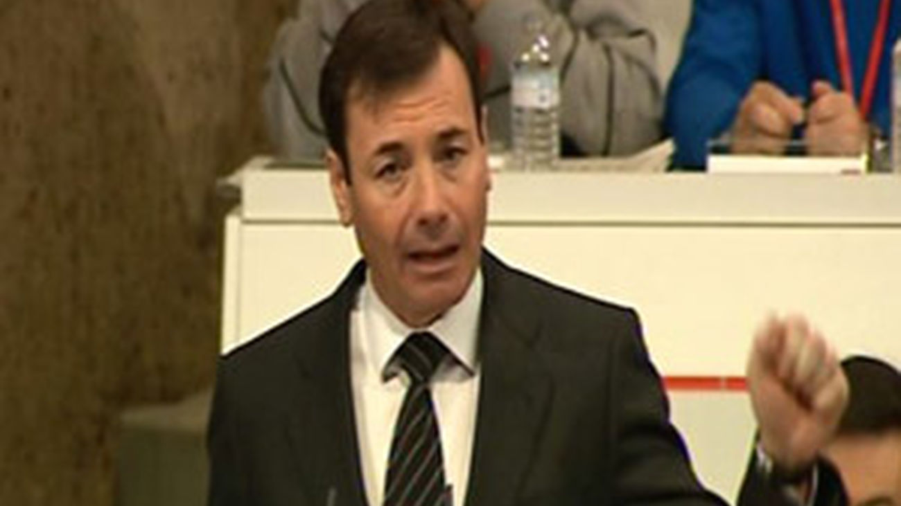 Gómez: "No se acaba con la  corrupción pactando con los corruptos"