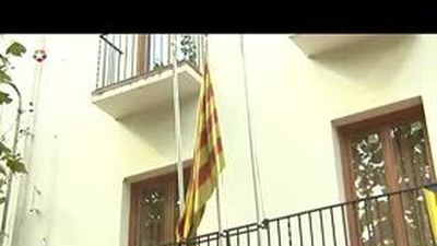 La bandera española deberá ondear en Gallifa