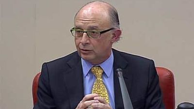Montoro asegura que la amnistía fiscal "no encubre el delito cometido"