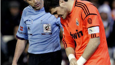 Casillas, ocho semanas de baja por lesión