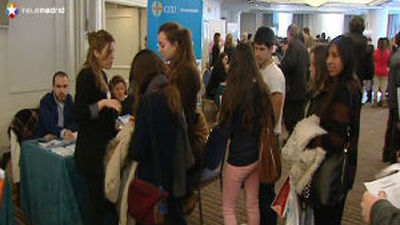 Los jovenes buscan orientación sobre su futuro académico y laboral