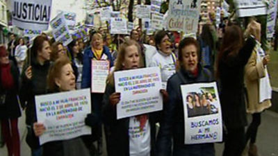 Denuncian que la oficina de niños robados trabaja a espaldas de las asociaciones