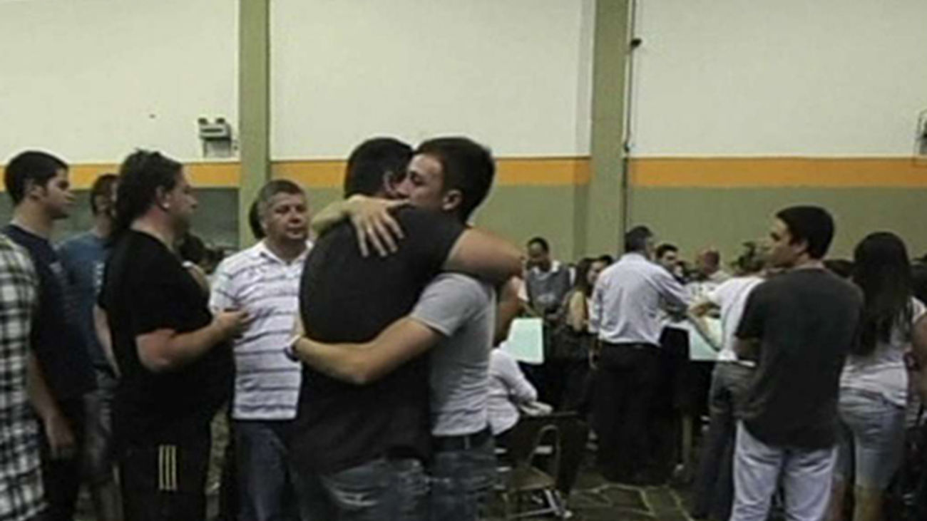 Arrestan a los dueños de la discoteca incendiada en Brasil y a dos de los músicos