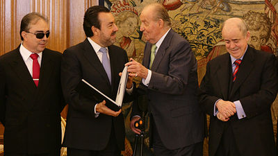 El Rey recibe al Consejo General de la ONCE por el 75 aniversario de la organización