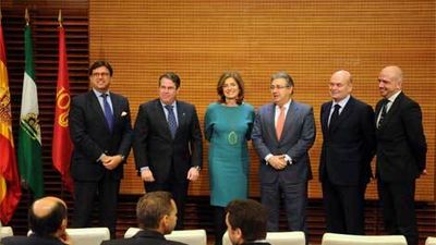 Madrid y Sevilla crearán un "producto turístico conjunto" para su promoción en los mercados