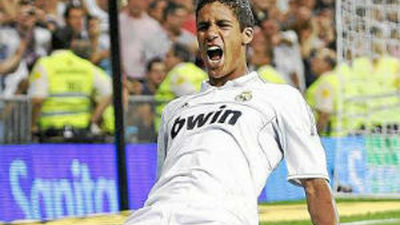 1-1. Varane da vida al Madrid