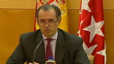 Madrid cumple el objetivo de déficit del 1,5% en 2012, cerrando en el 1,13%