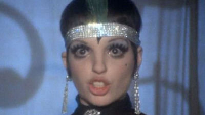 El estreno de la versión restaurada de Cabaret reune a sus protagonistas