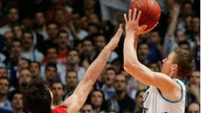 86-78. Carroll y Rudy fulminan al CSKA en la prórroga