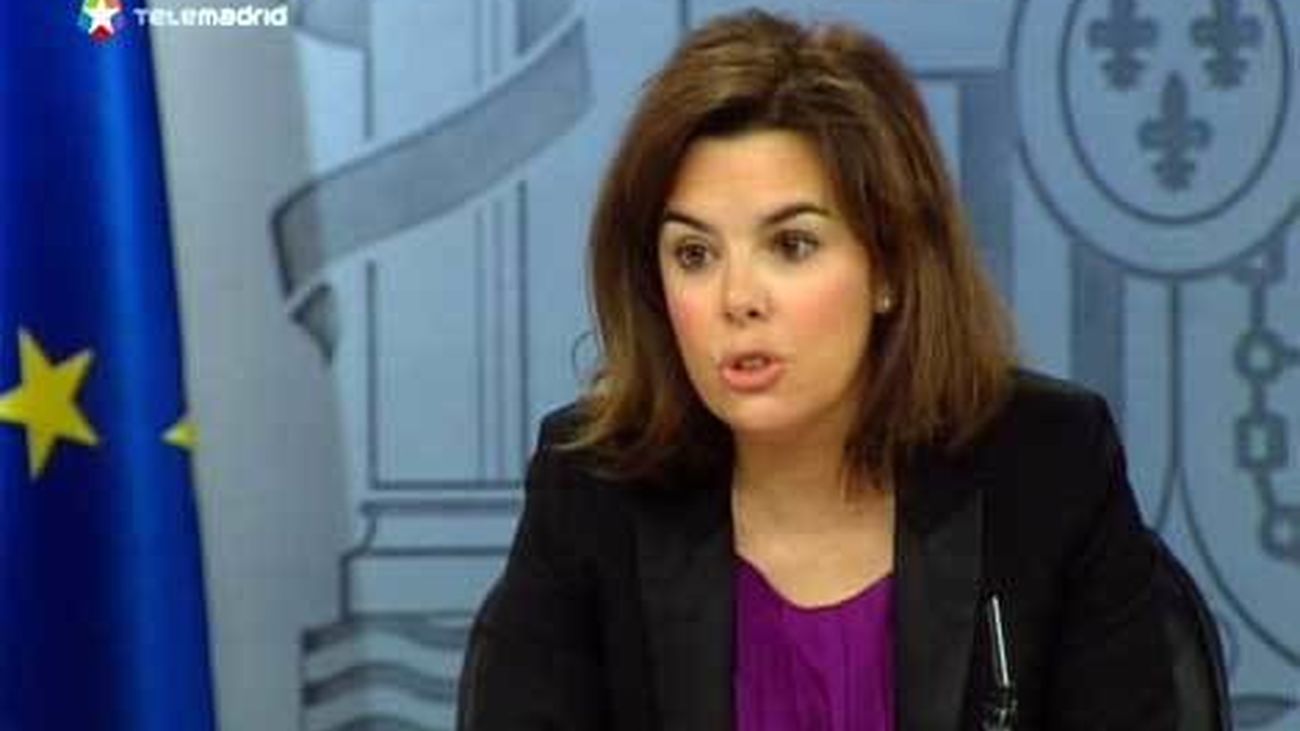 Santamaría defiende la "conducta ejemplar" de Rajoy