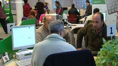 El paro al borde de los cinco millones, tras subir en 132.055 personas en enero