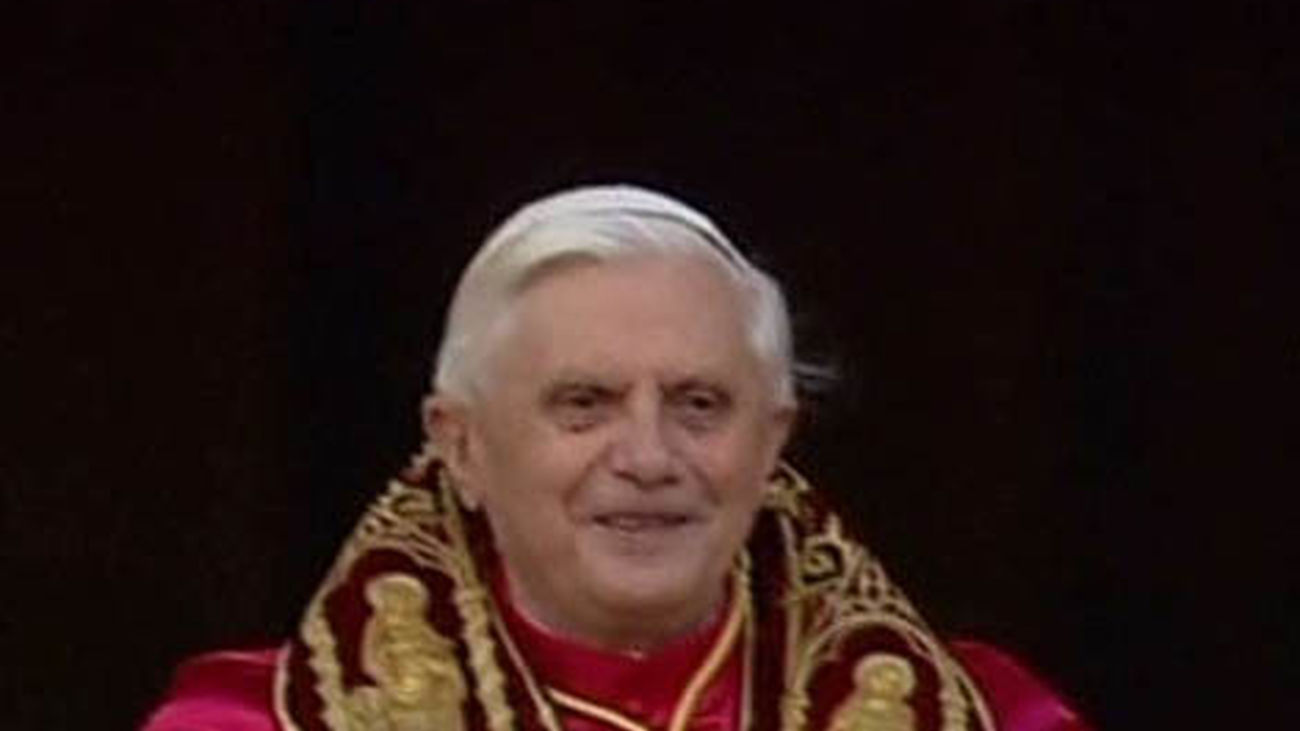 El Papa dice que renunciar ha sido "muy difícil", pero necesario para la Iglesia