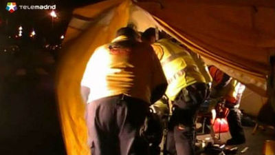 Un motorista, en estado crítico  al caer de una moto de gran cilindrada en Retiro