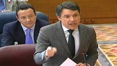 González tacha a Gómez de "indeseable e impresentable"
