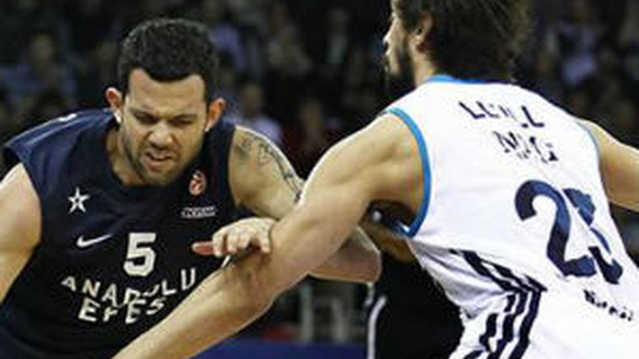 Real Madrid cae con el Efes